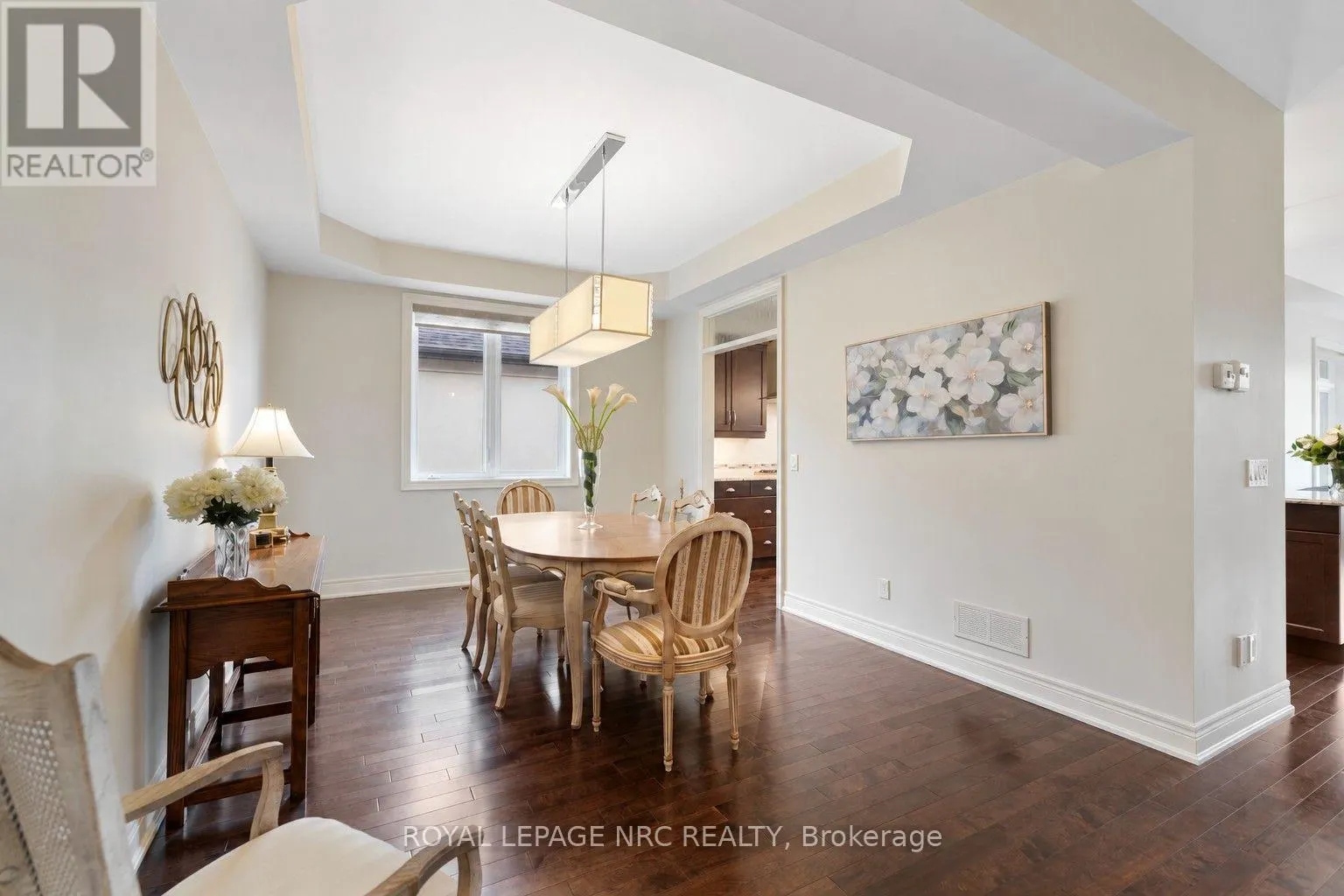295 CREEKSIDE DRIVE