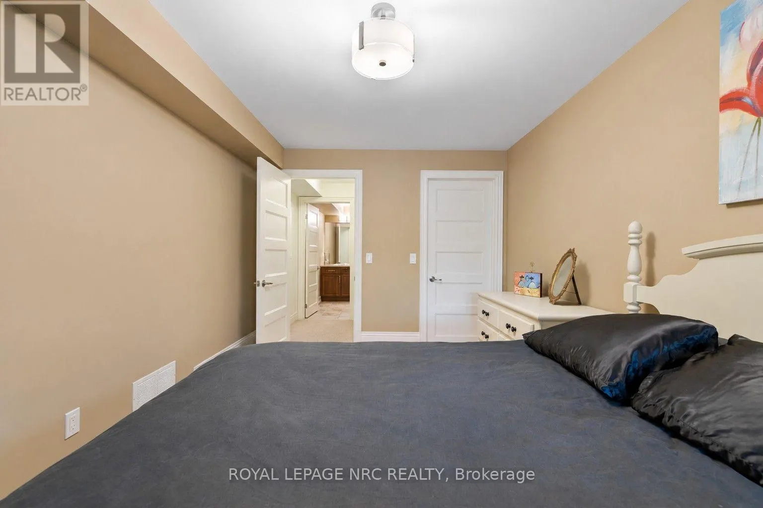 295 CREEKSIDE DRIVE