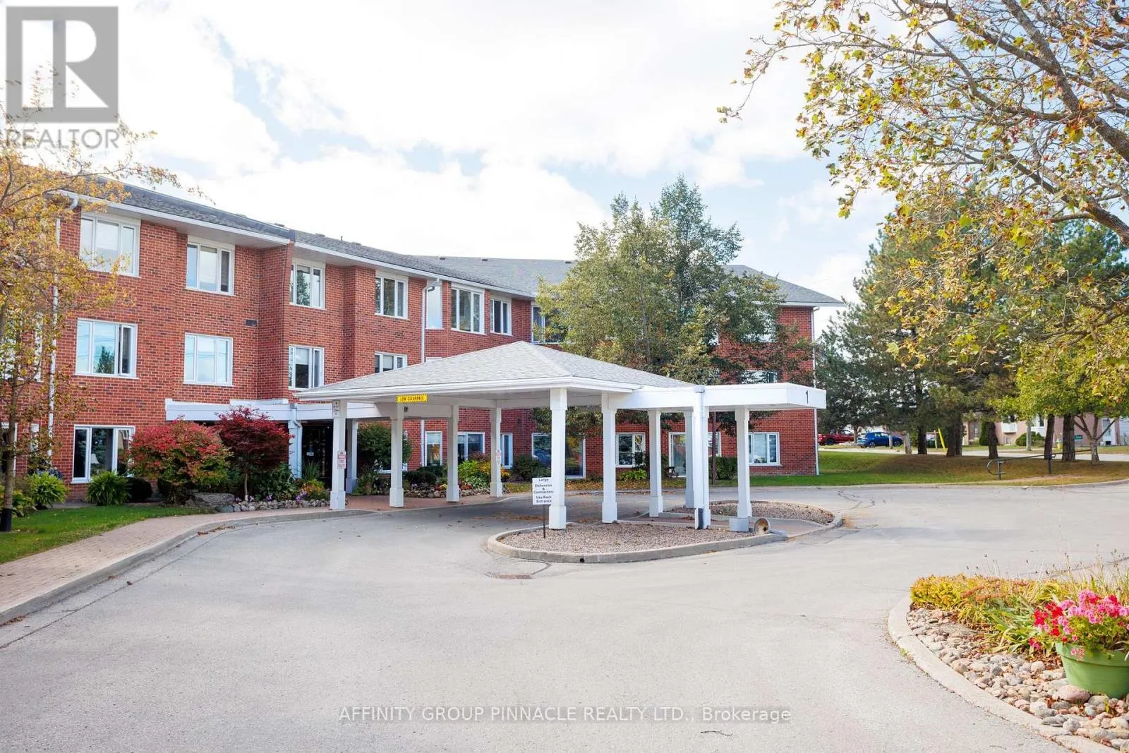 206 - 1 HERITAGE WAY #206