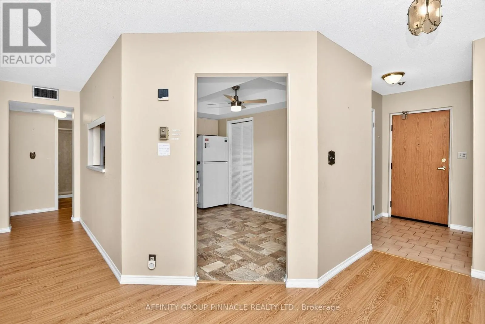 206 - 1 HERITAGE WAY #206