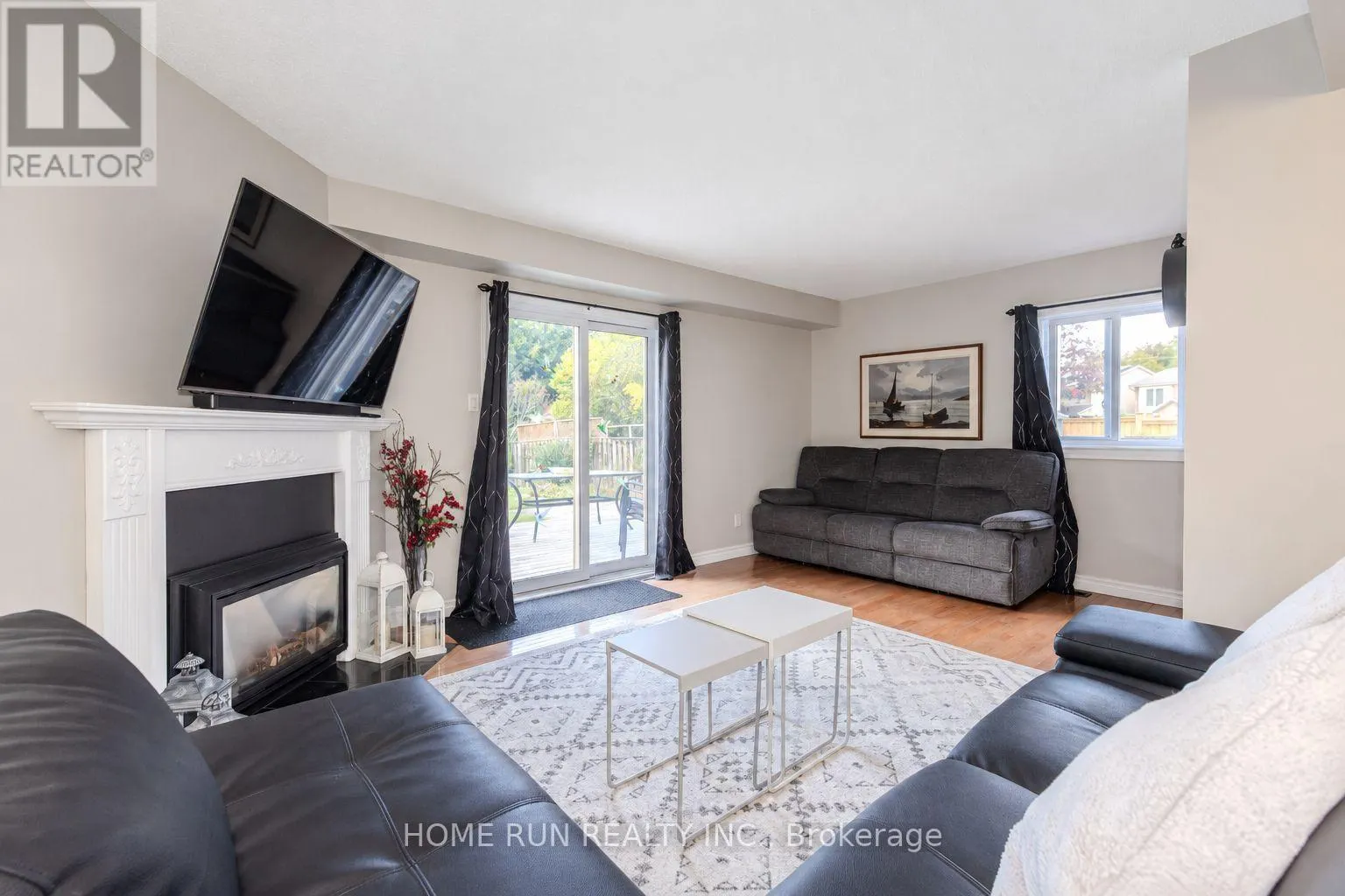 57 FAIR OAKS CRESCENT