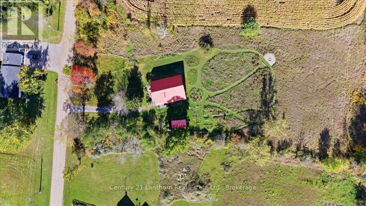 466 WOODS ROAD