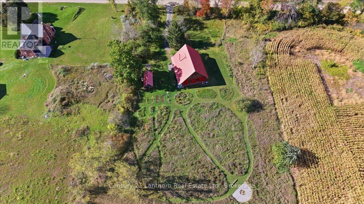 466 WOODS ROAD