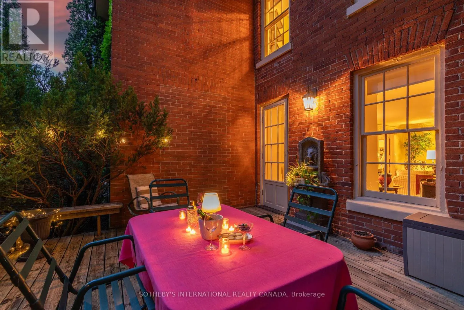 92 AUGUSTA STREET