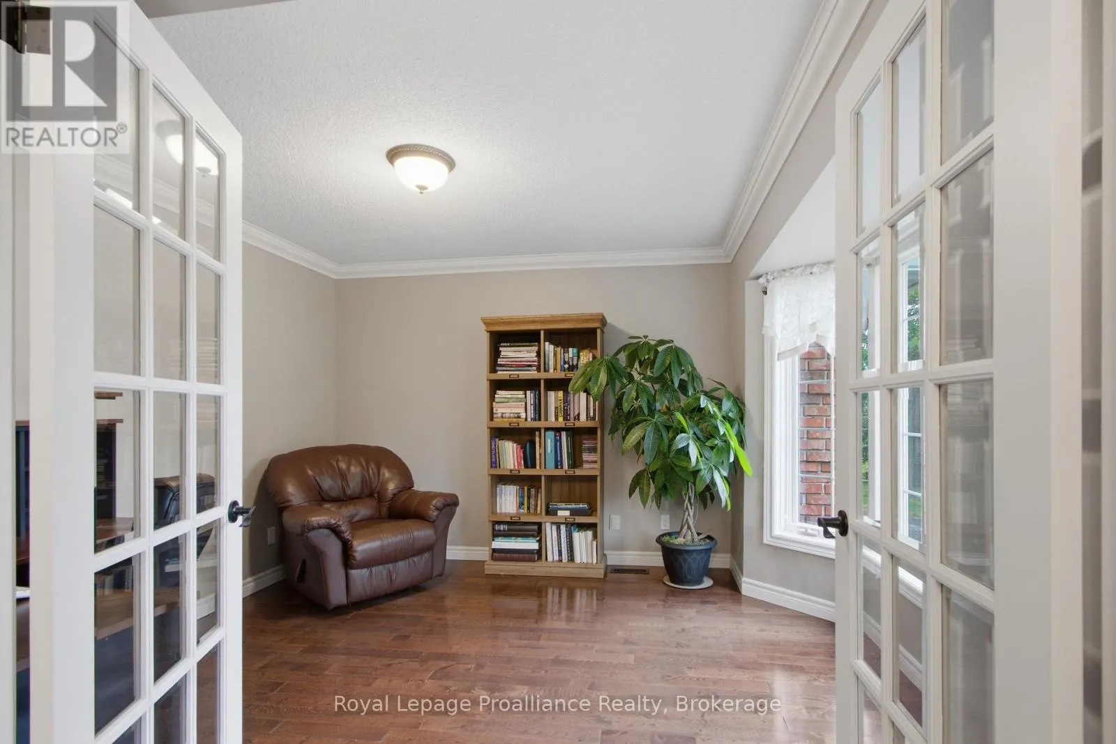 27 HASTINGS PARK DRIVE