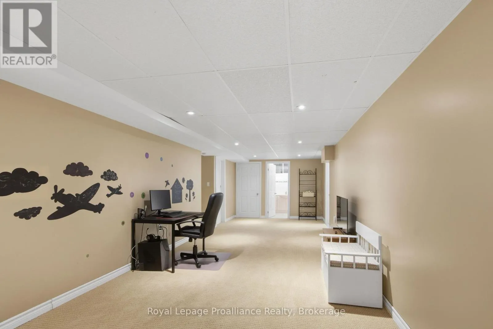 27 HASTINGS PARK DRIVE