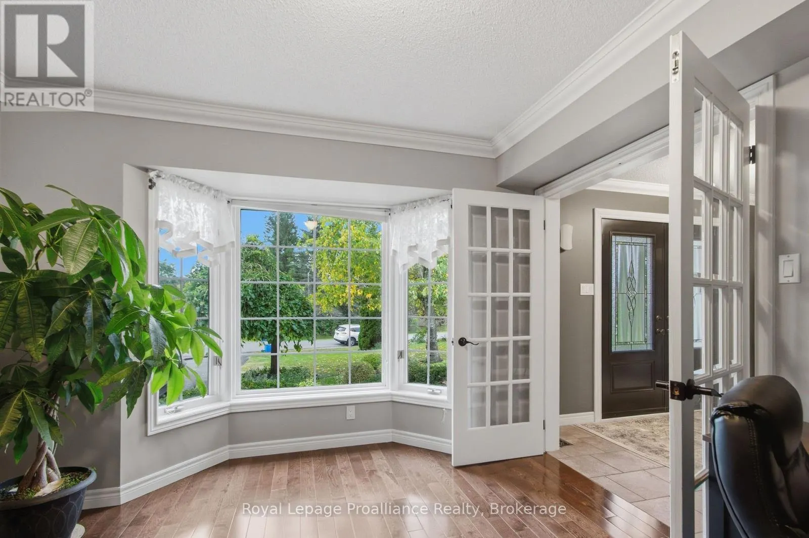 27 HASTINGS PARK DRIVE