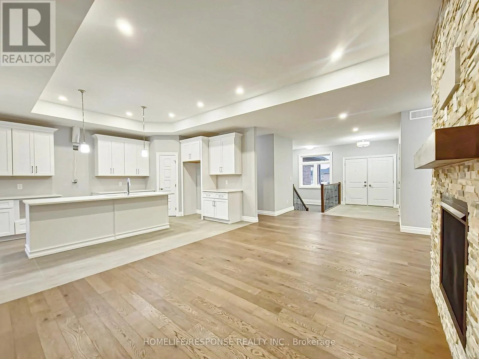 19 TRACY DRIVE