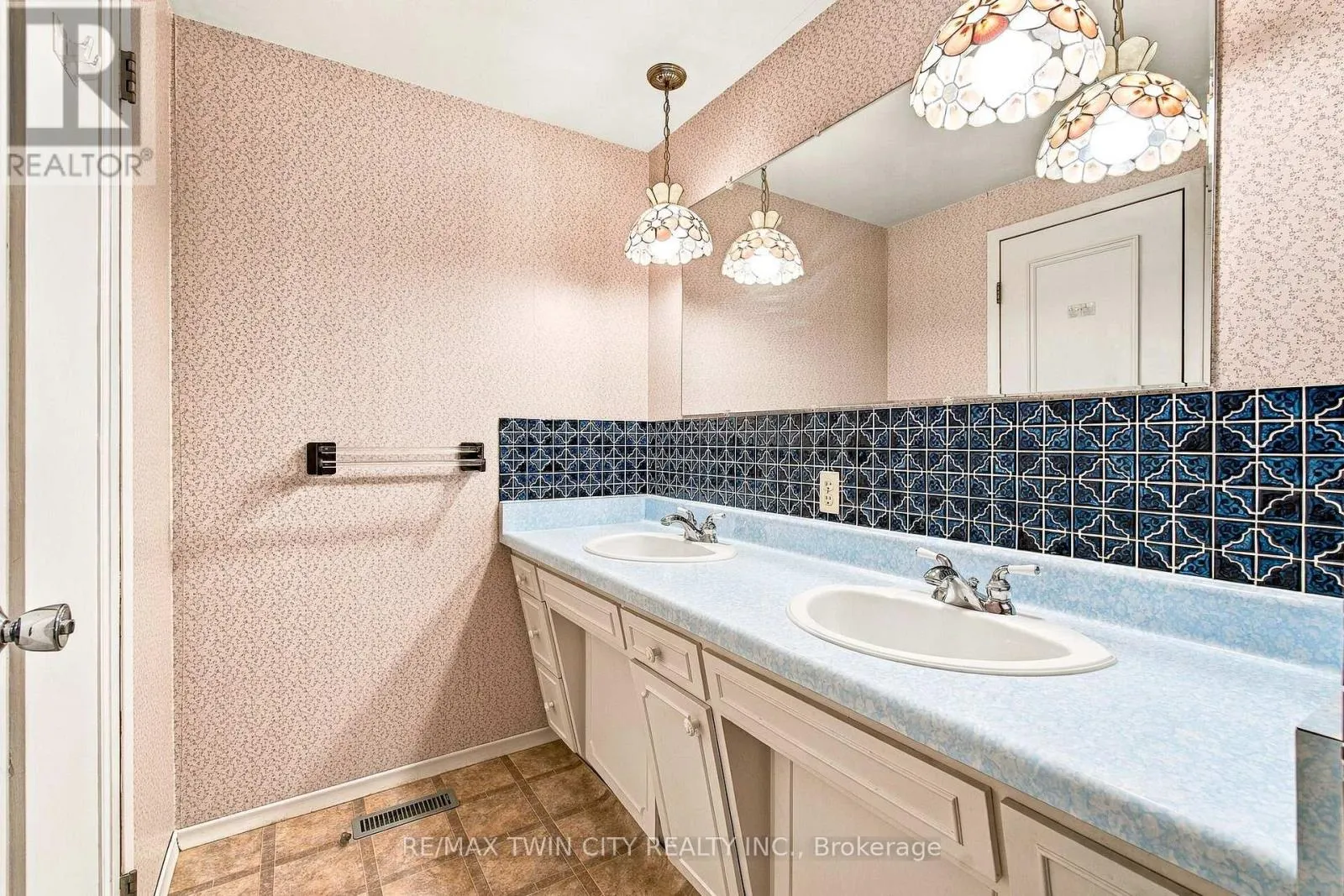 287 BLUE HERON RIDGE