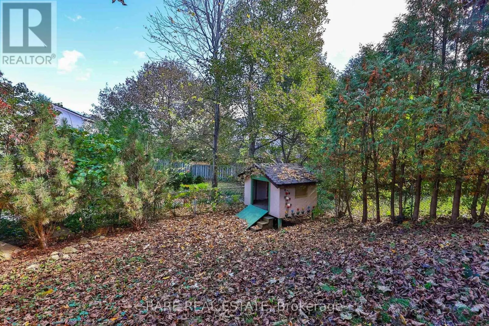 17 GLACEPORT AVENUE