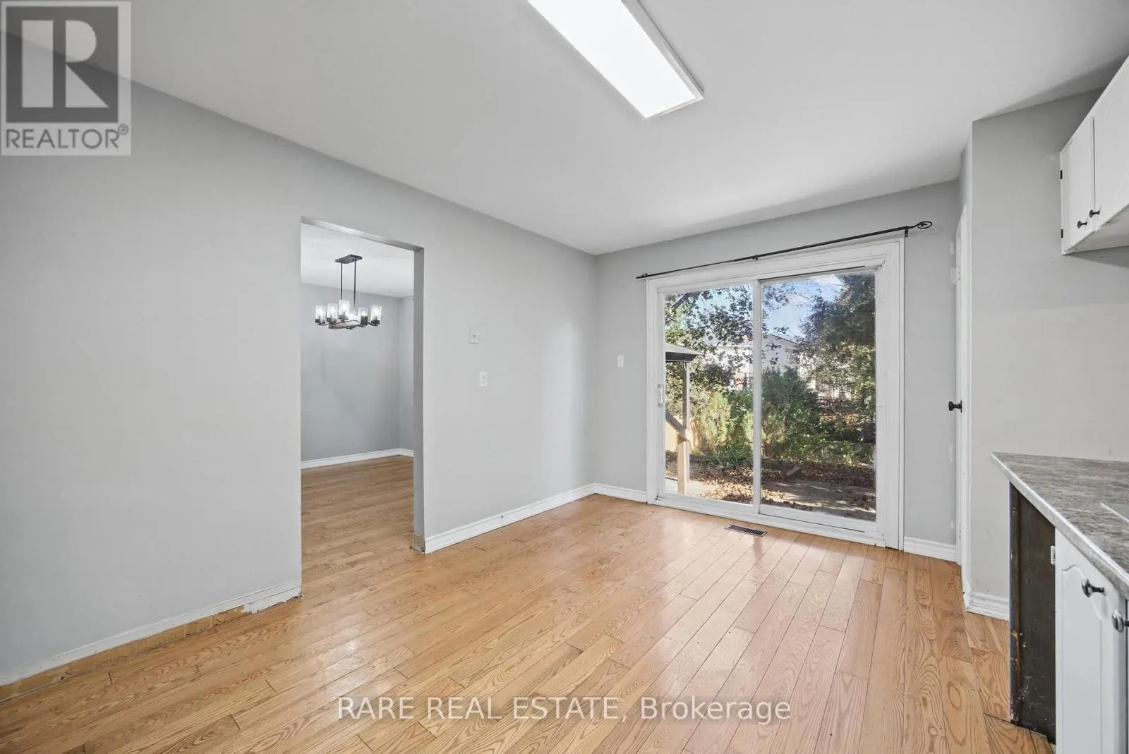 17 GLACEPORT AVENUE