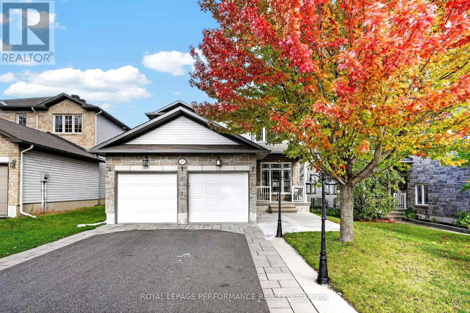 149 TOPAZE CRESCENT