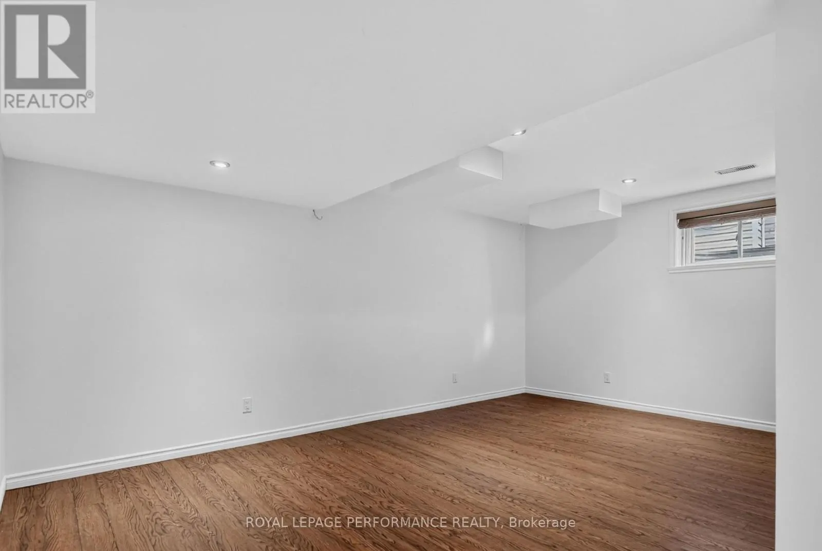 149 TOPAZE CRESCENT