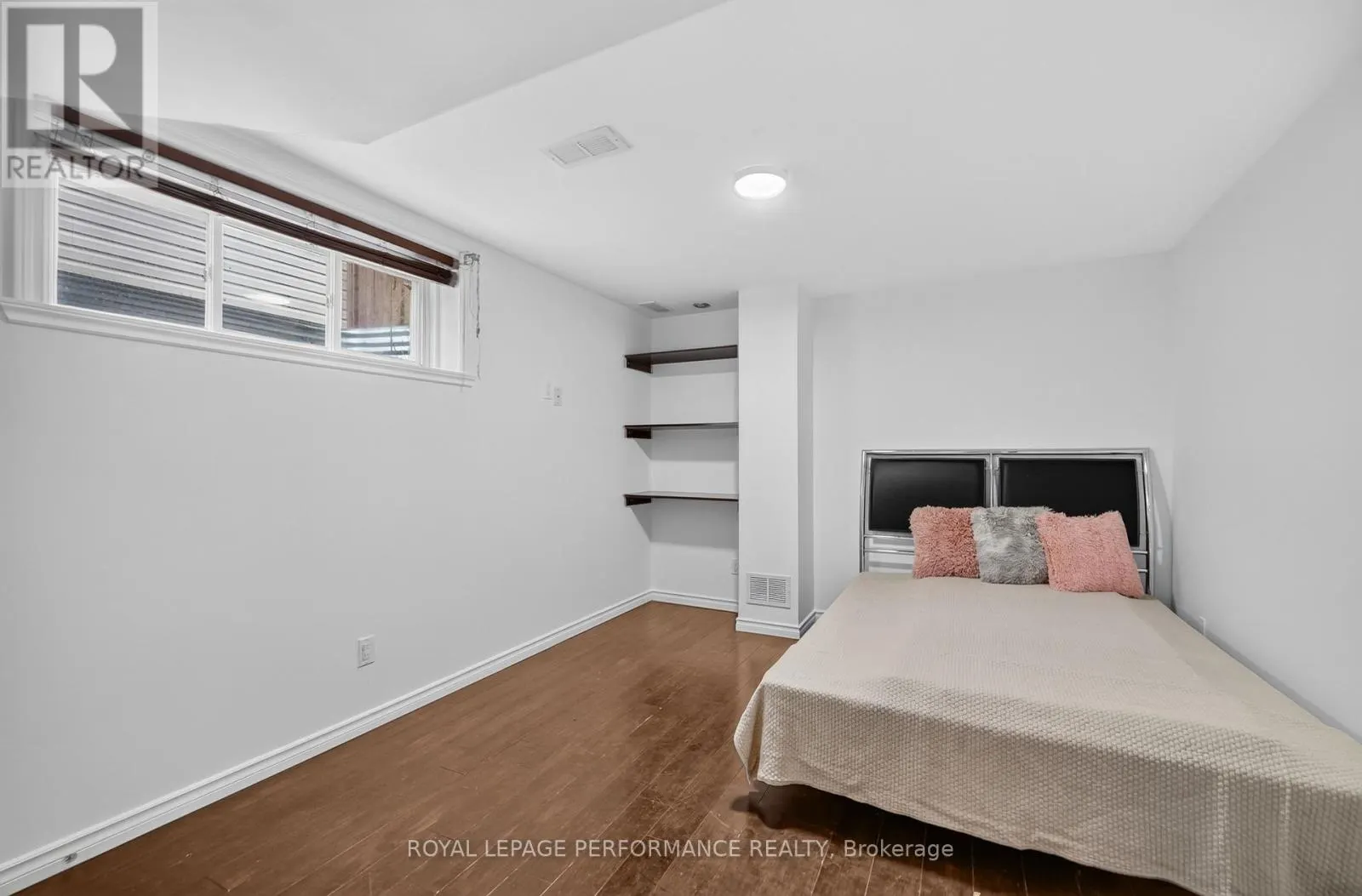 149 TOPAZE CRESCENT