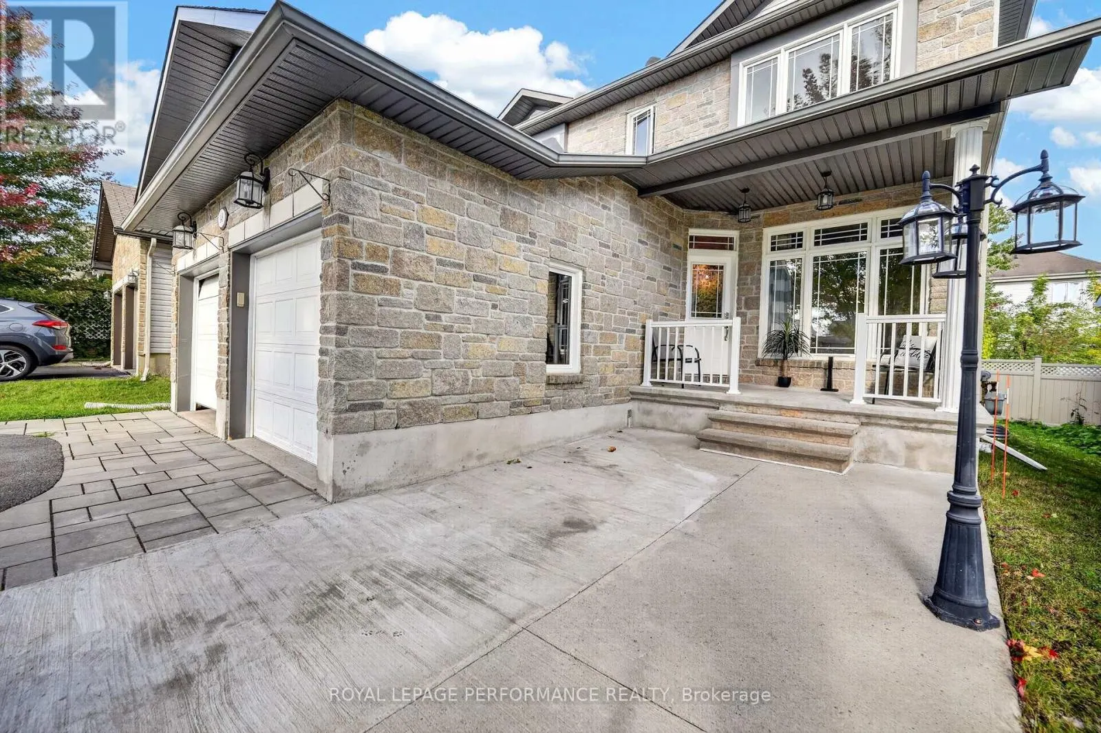 149 TOPAZE CRESCENT