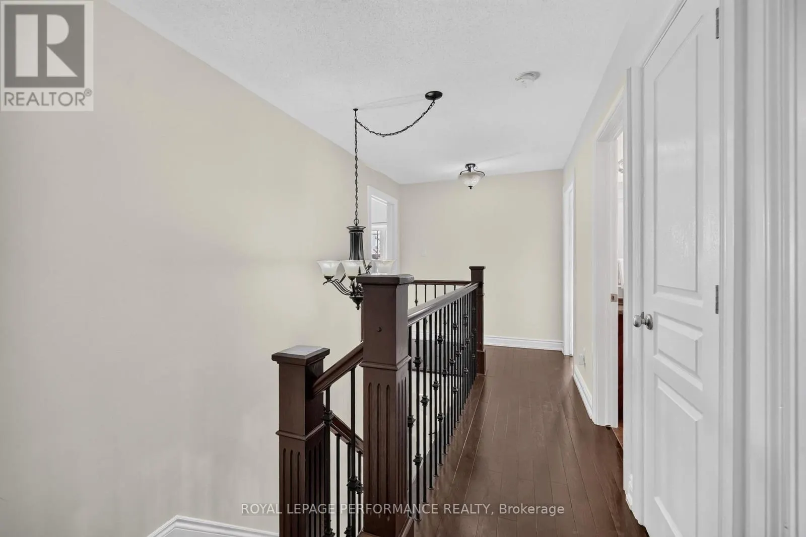 149 TOPAZE CRESCENT