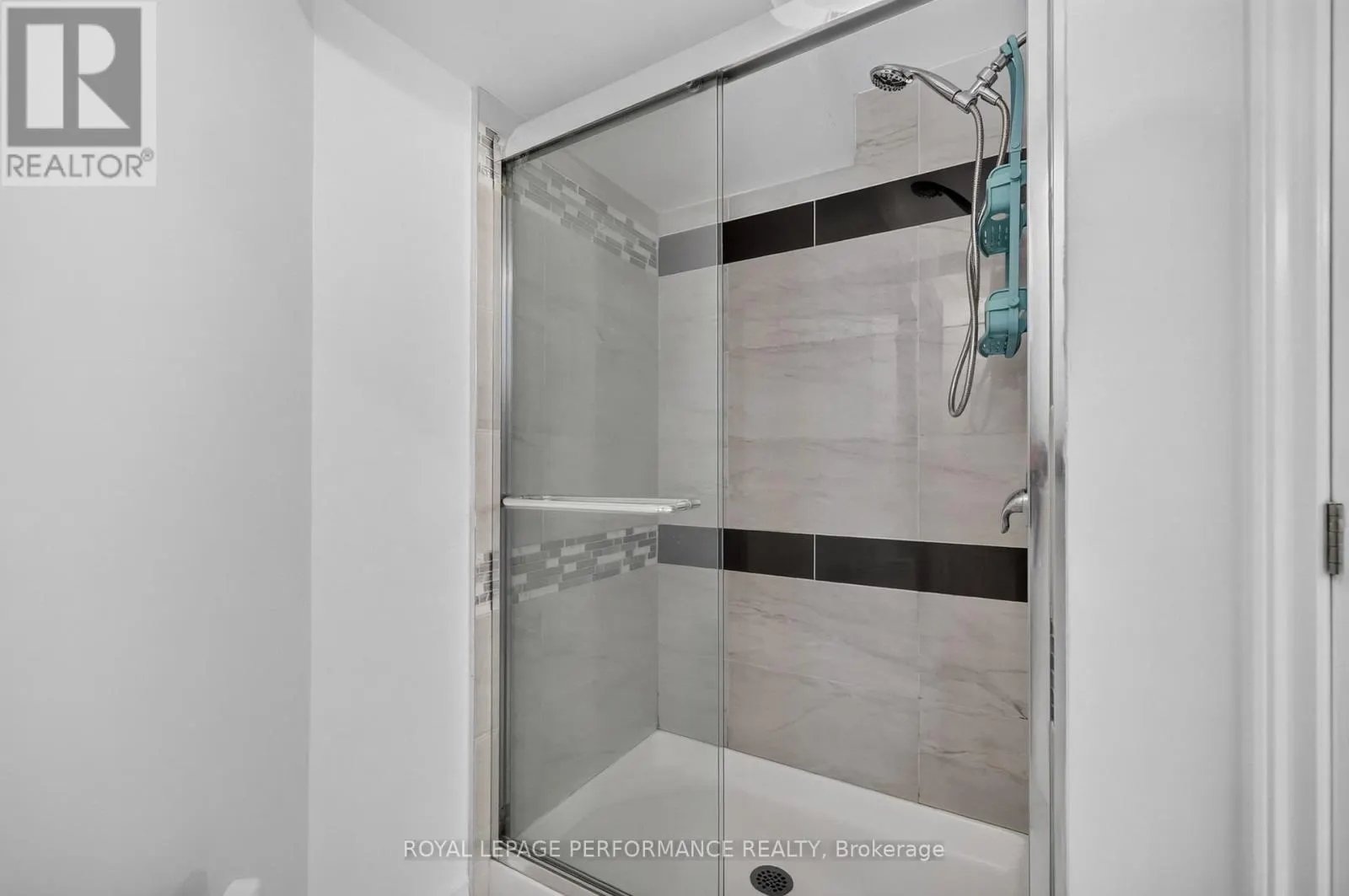 149 TOPAZE CRESCENT