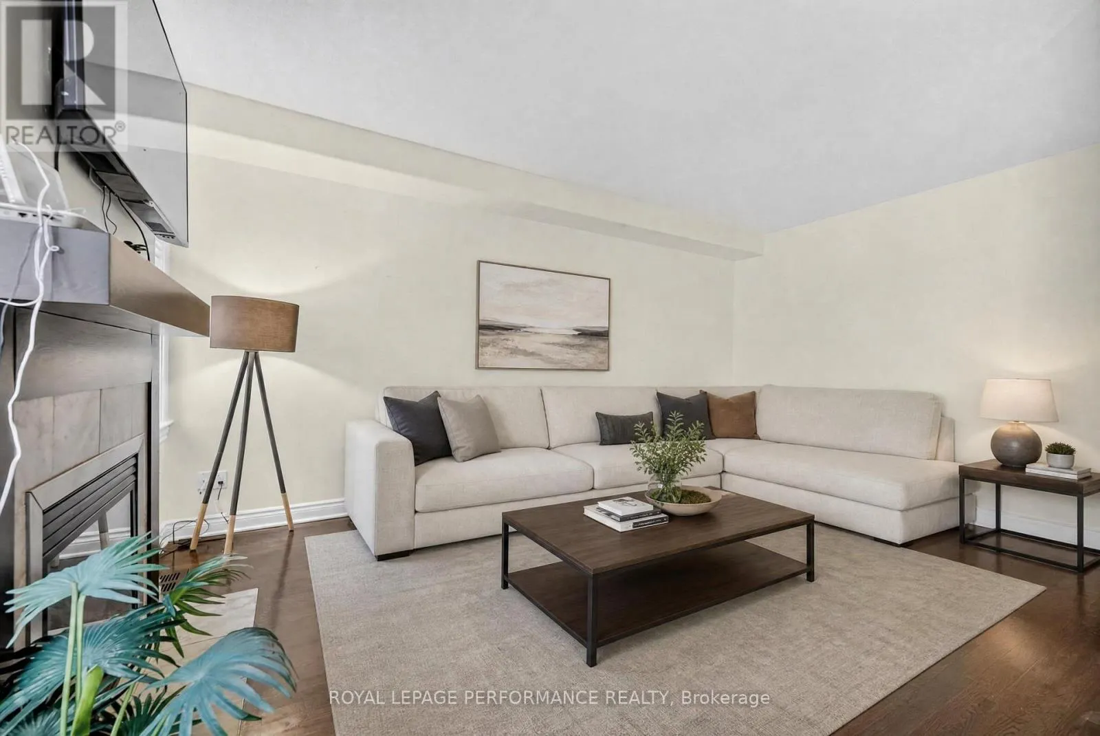 149 TOPAZE CRESCENT