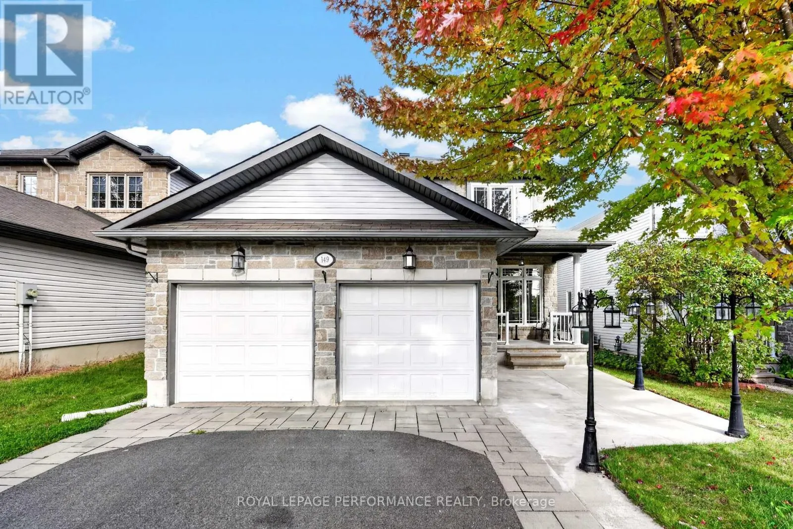 149 TOPAZE CRESCENT