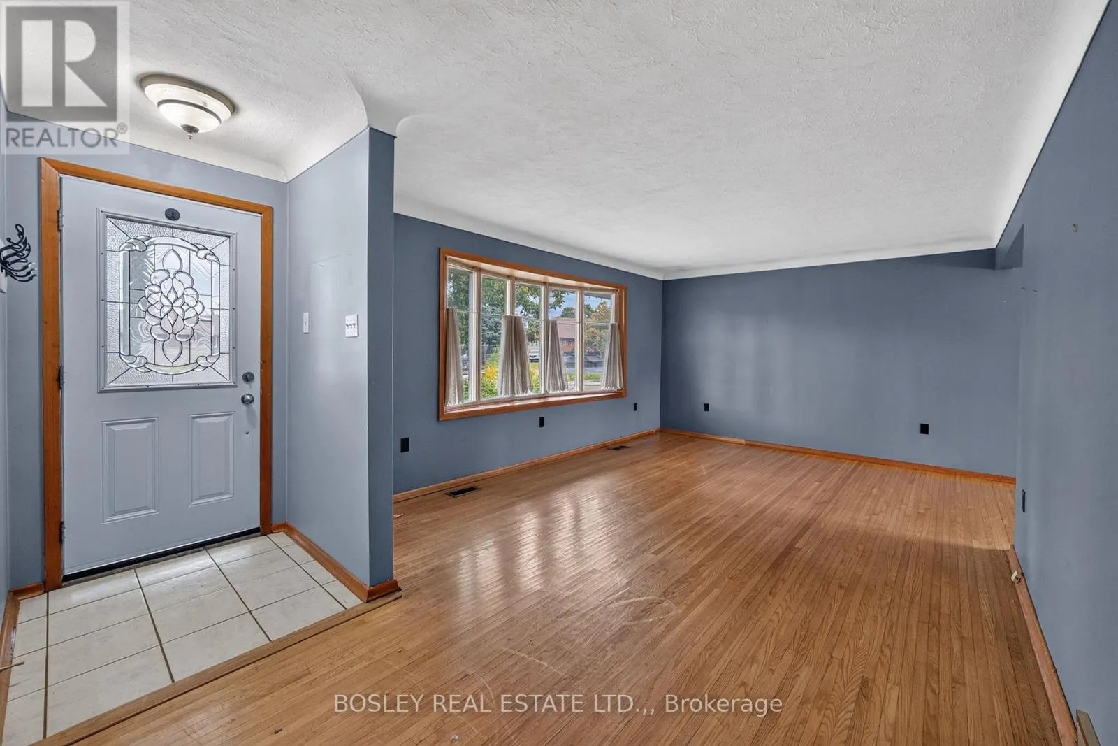 4452 DORCHESTER ROAD