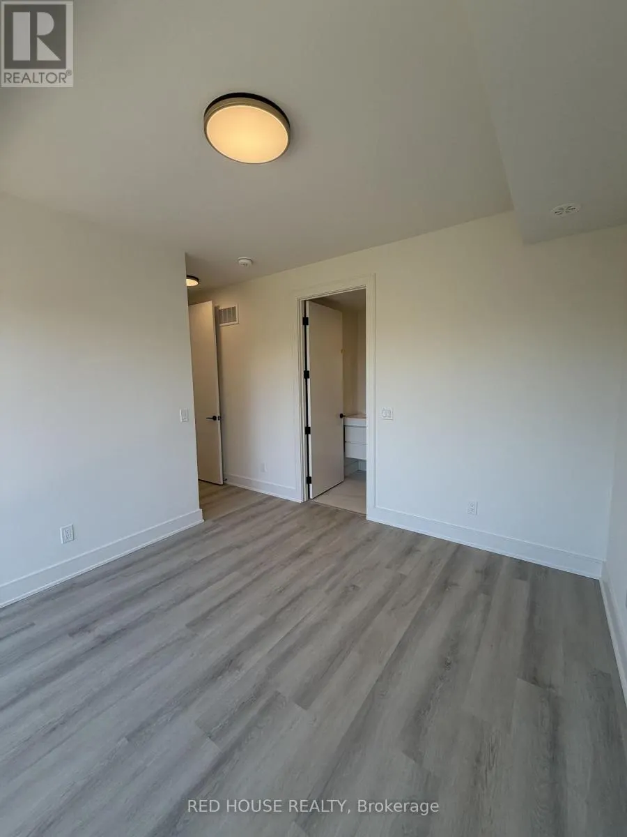260 ELLIS AVENUE
