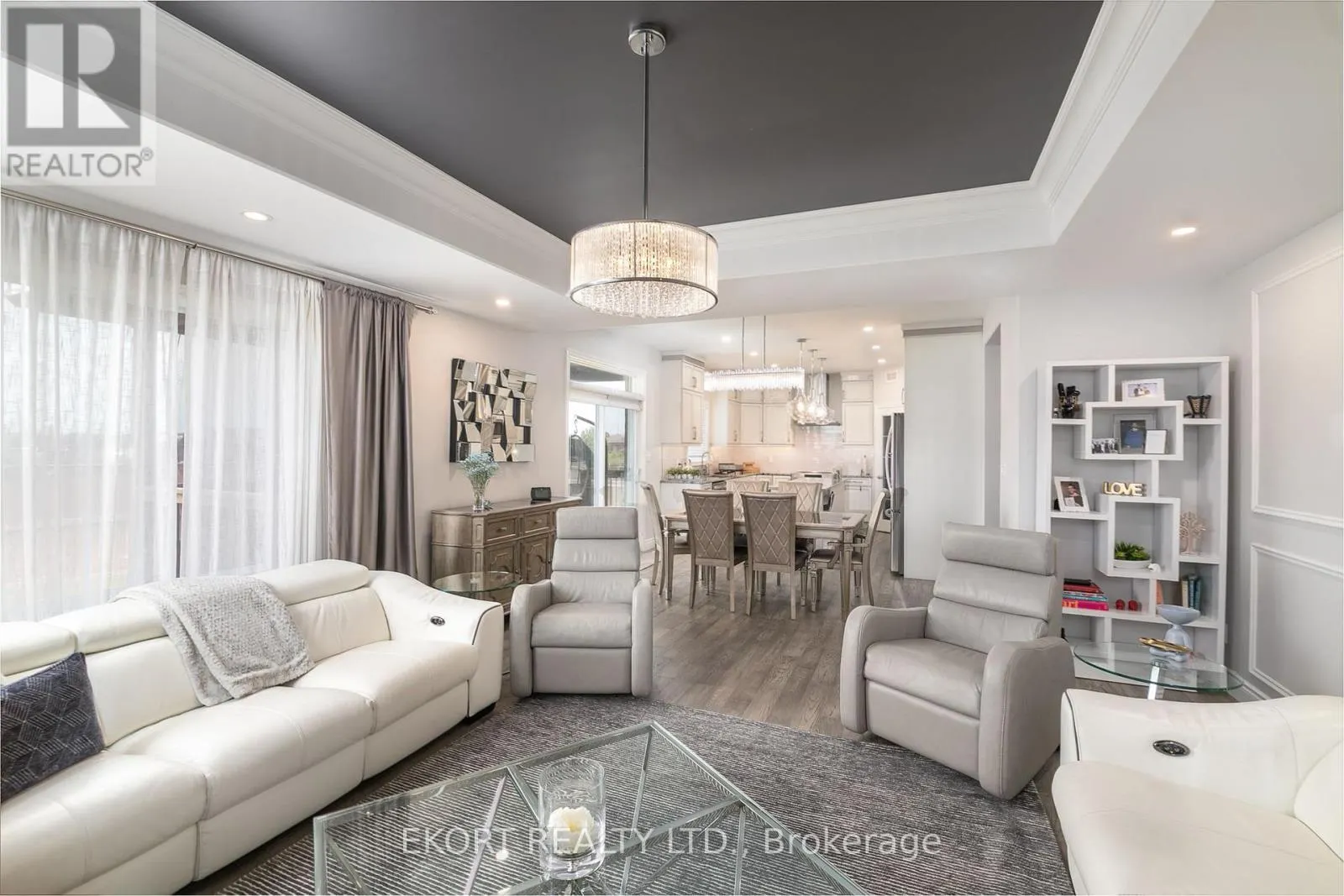 61 HAMPTON RIDGE DRIVE