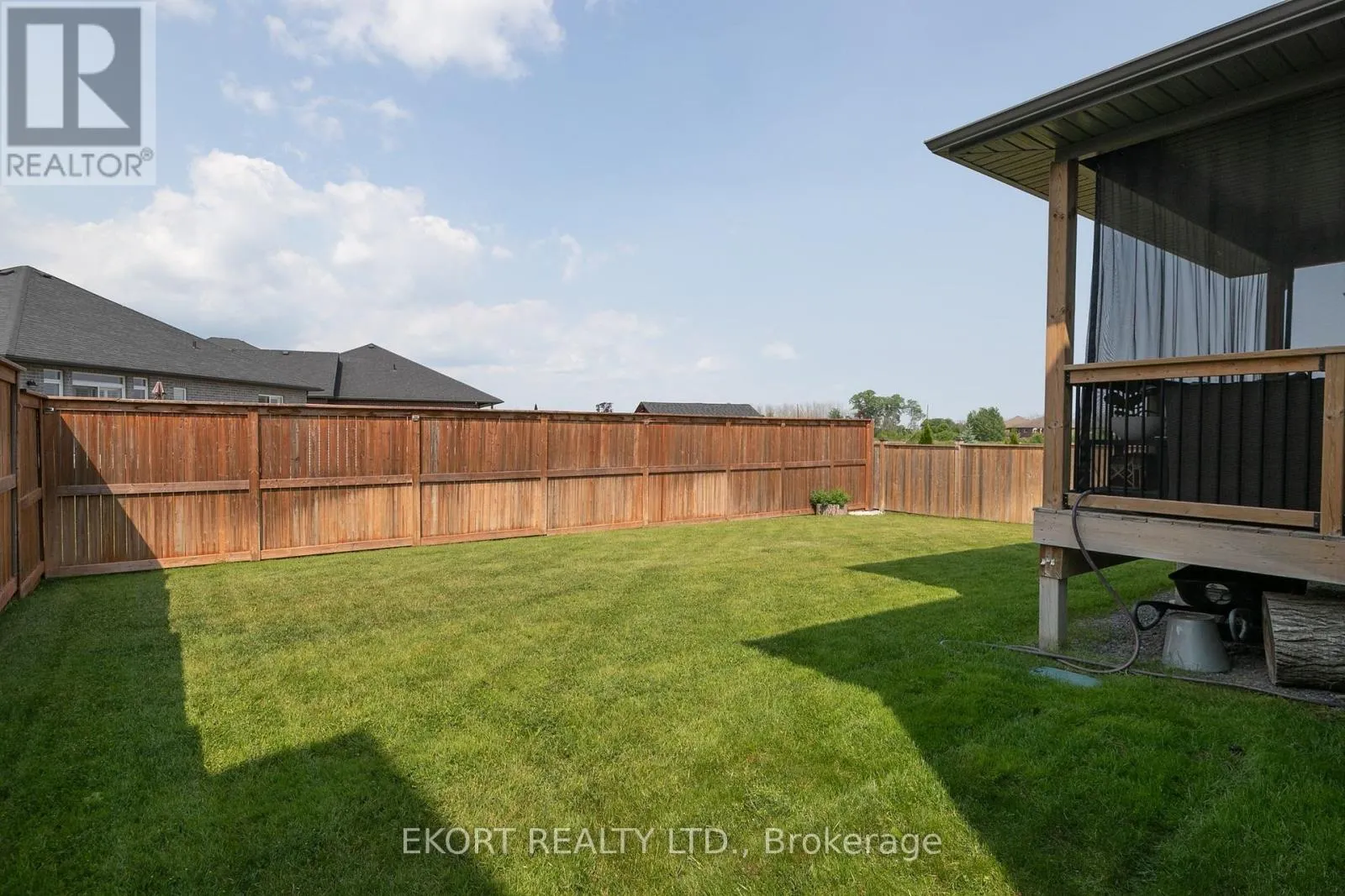 61 HAMPTON RIDGE DRIVE