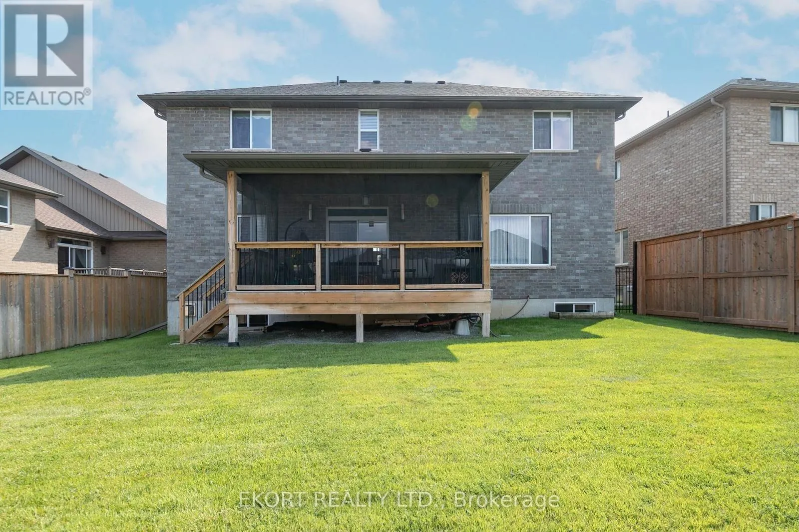 61 HAMPTON RIDGE DRIVE