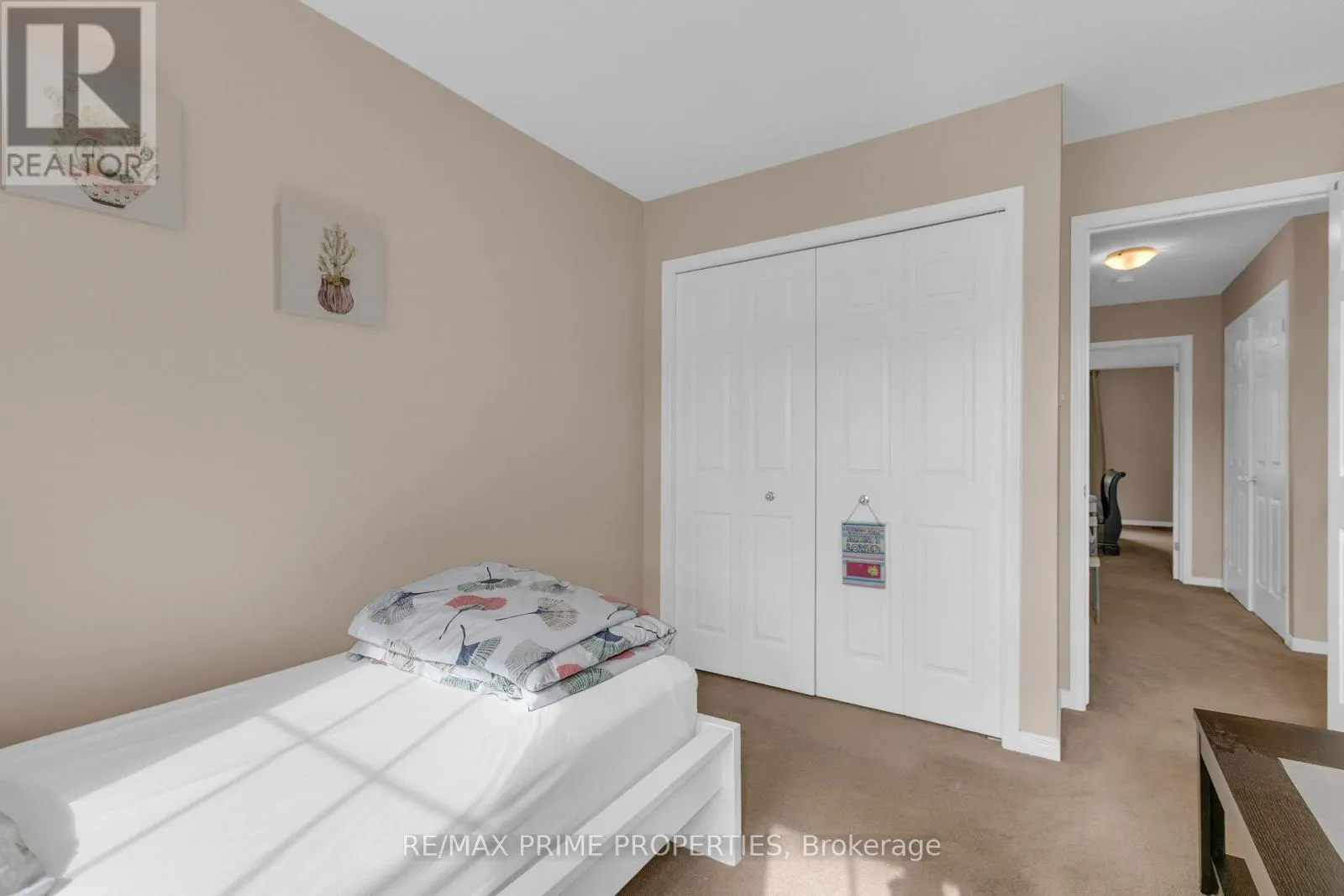33 INVERKIP AVENUE