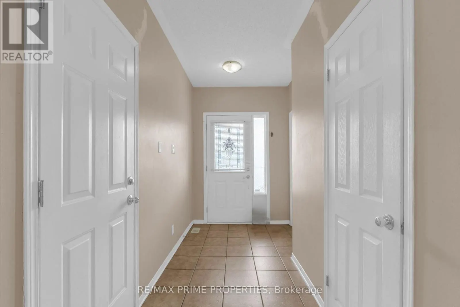 33 INVERKIP AVENUE