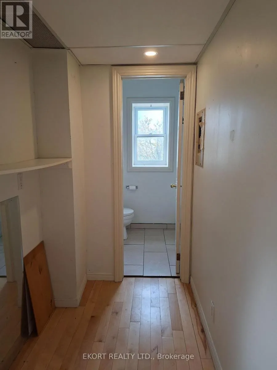 402 FRONT STREET