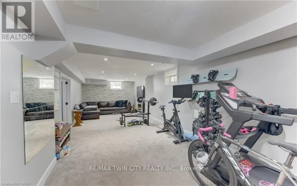 231 STEEPLERIDGE STREET