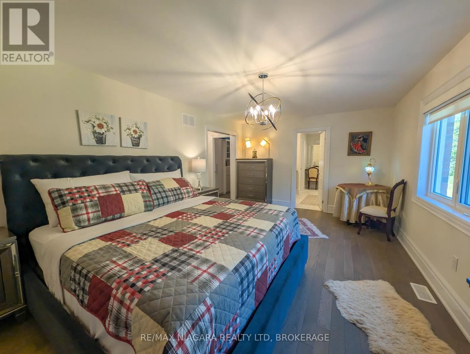 7868 ODELL CRESCENT