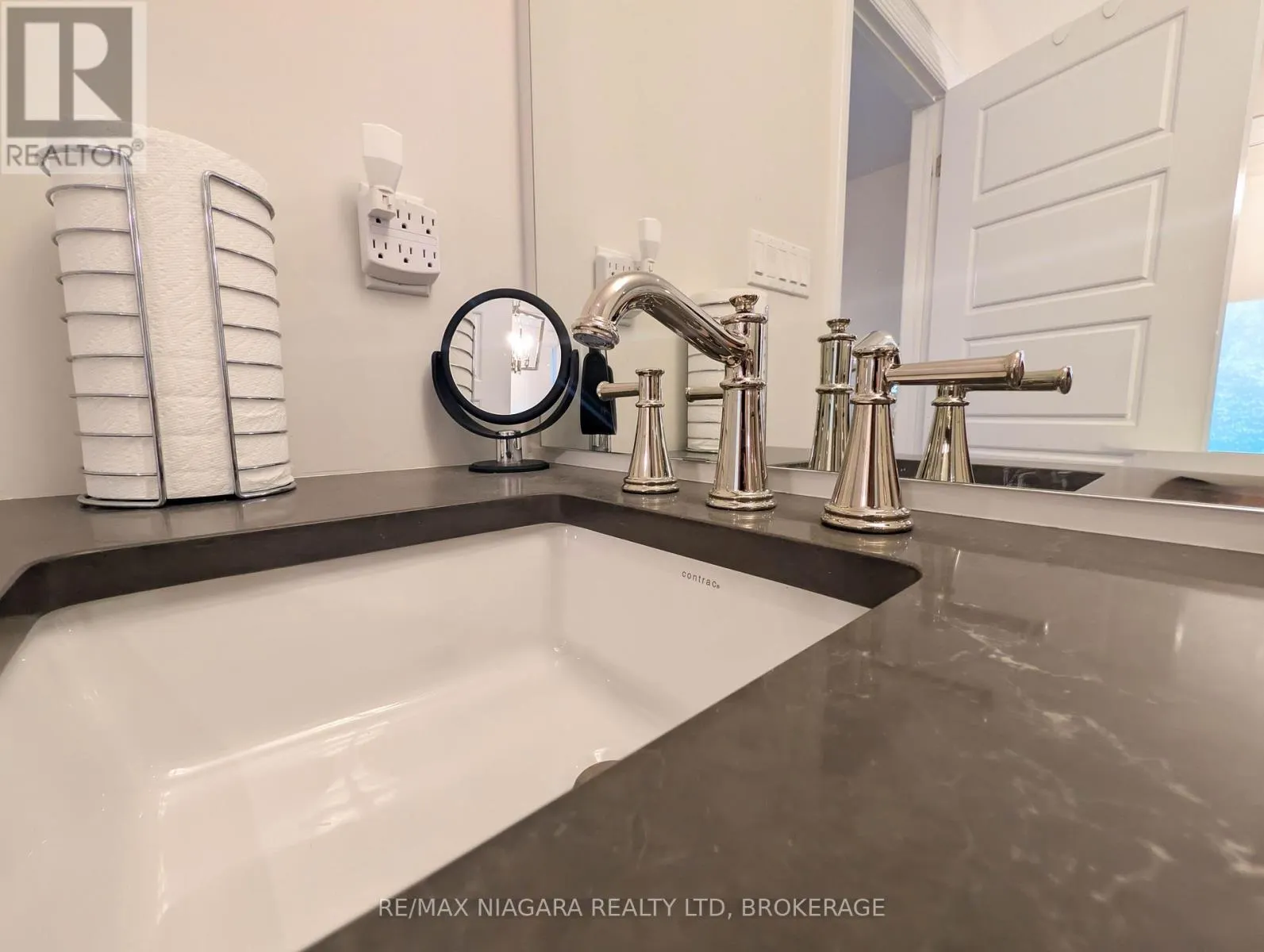 7868 ODELL CRESCENT