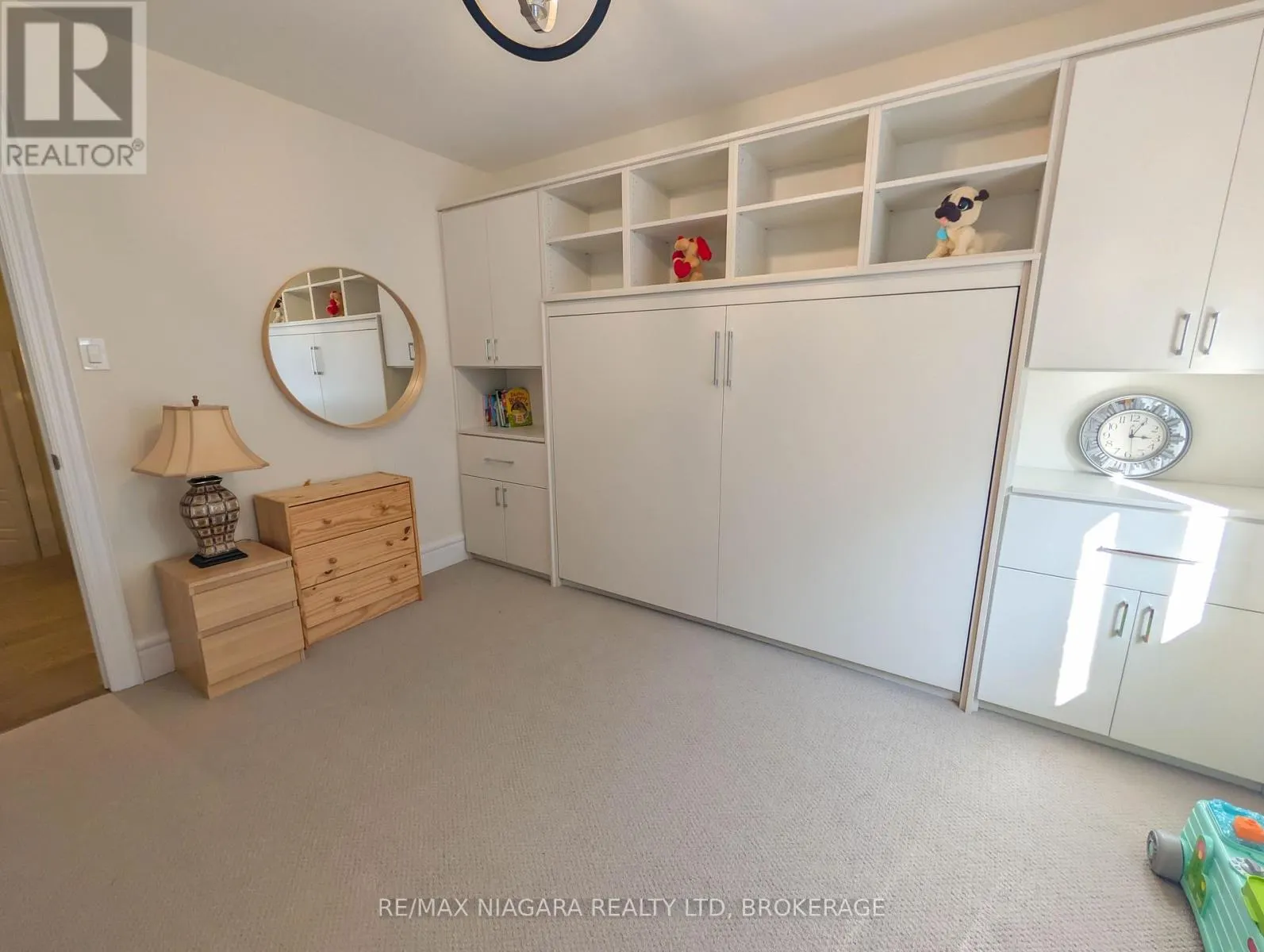 7868 ODELL CRESCENT