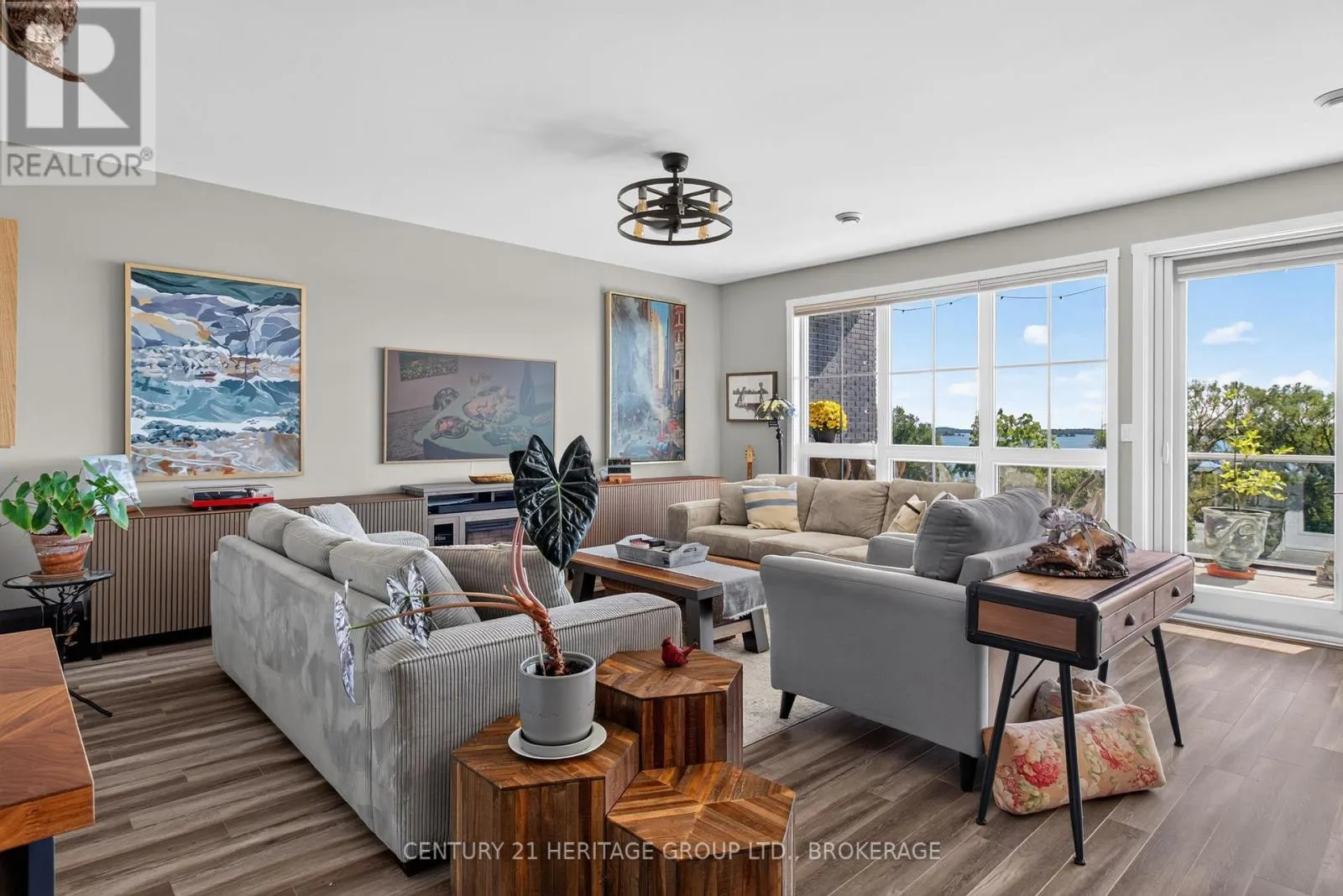 409 - 130 WATER STREET #409