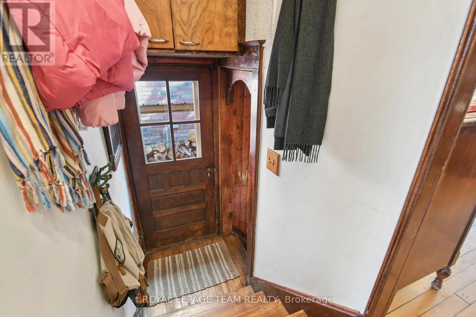 7 THORNTON AVENUE