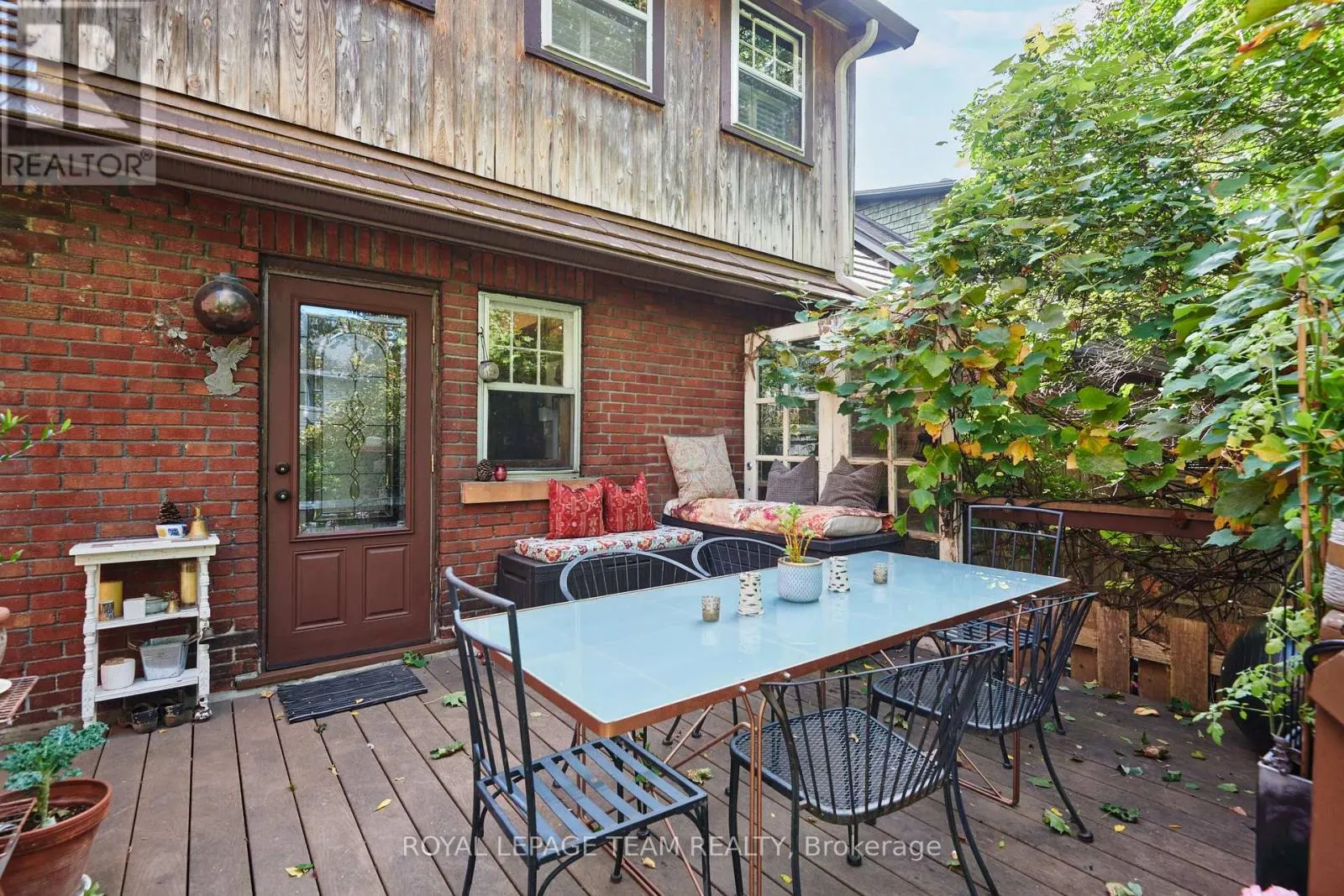 7 THORNTON AVENUE
