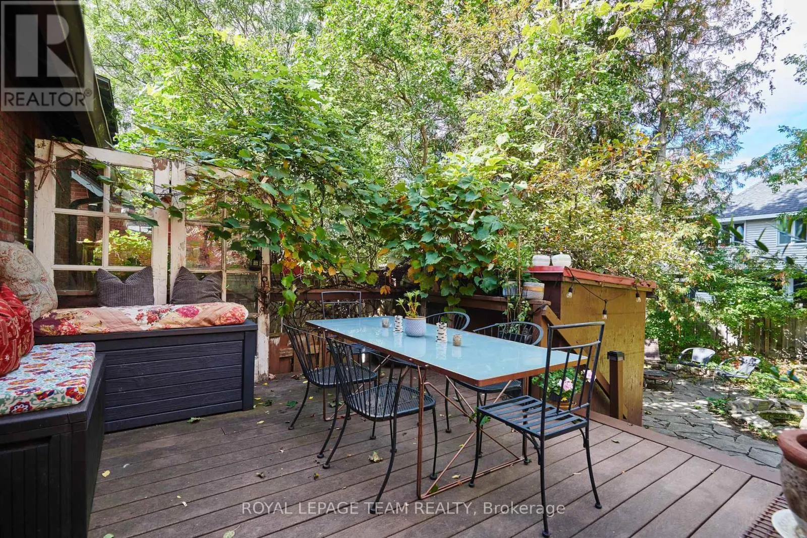7 THORNTON AVENUE