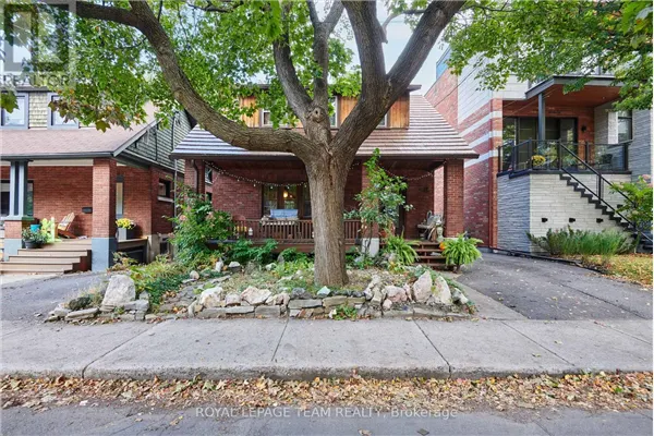 7 THORNTON AVENUE