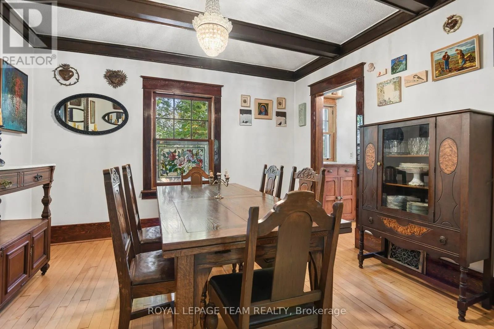 7 THORNTON AVENUE