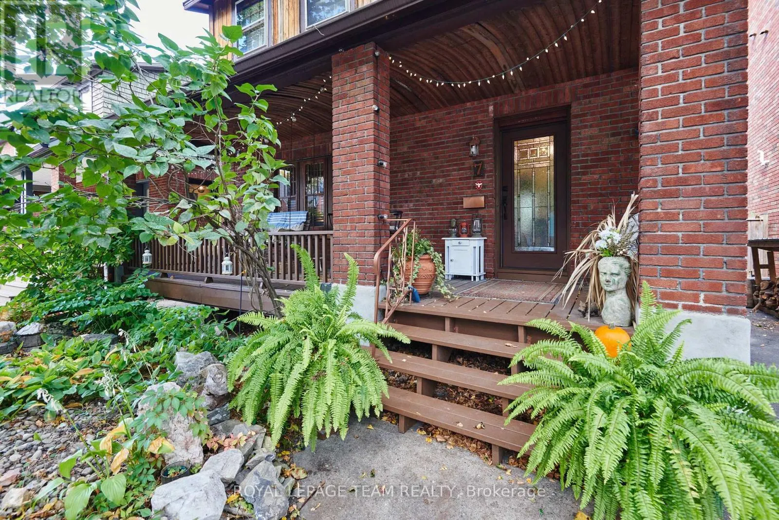 7 THORNTON AVENUE