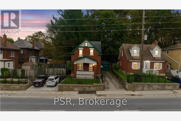 381 VICTORIA STREET N