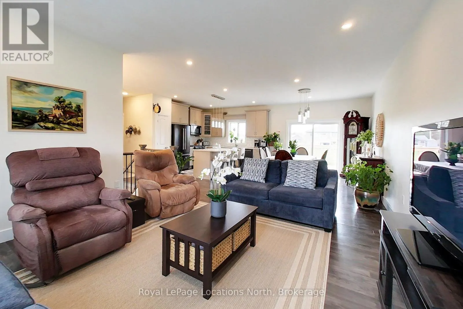 204 MACTAY DRIVE