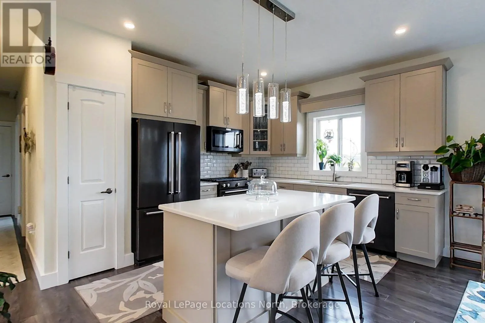 204 MACTAY DRIVE