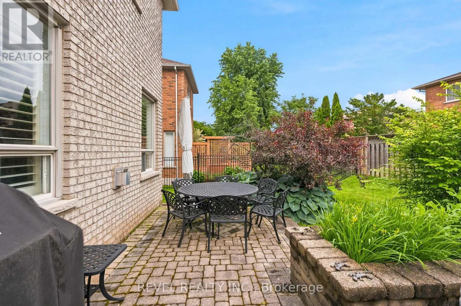 207 VALRIDGE DRIVE