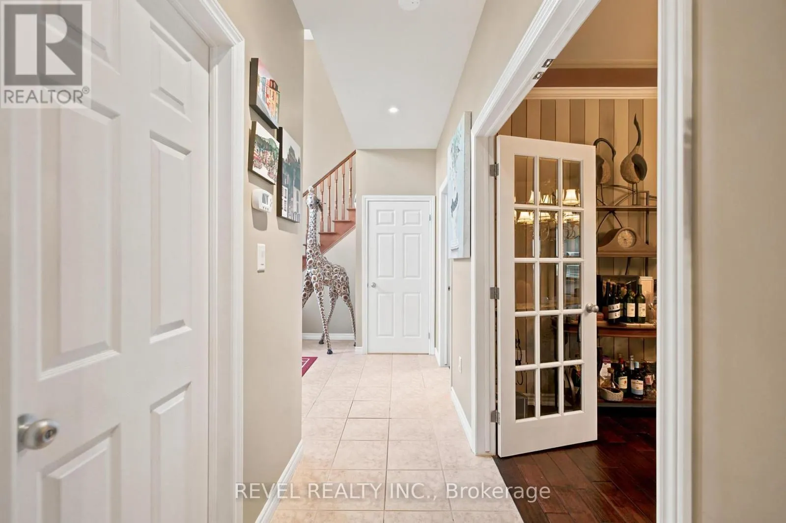 207 VALRIDGE DRIVE