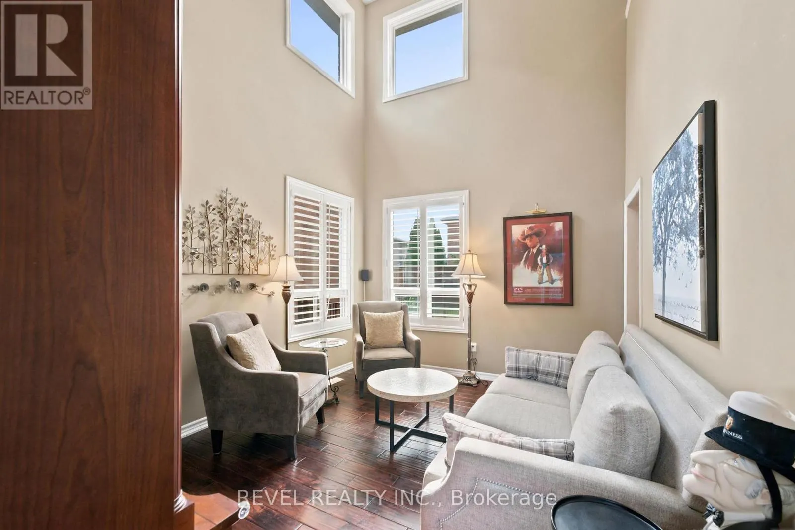 207 VALRIDGE DRIVE