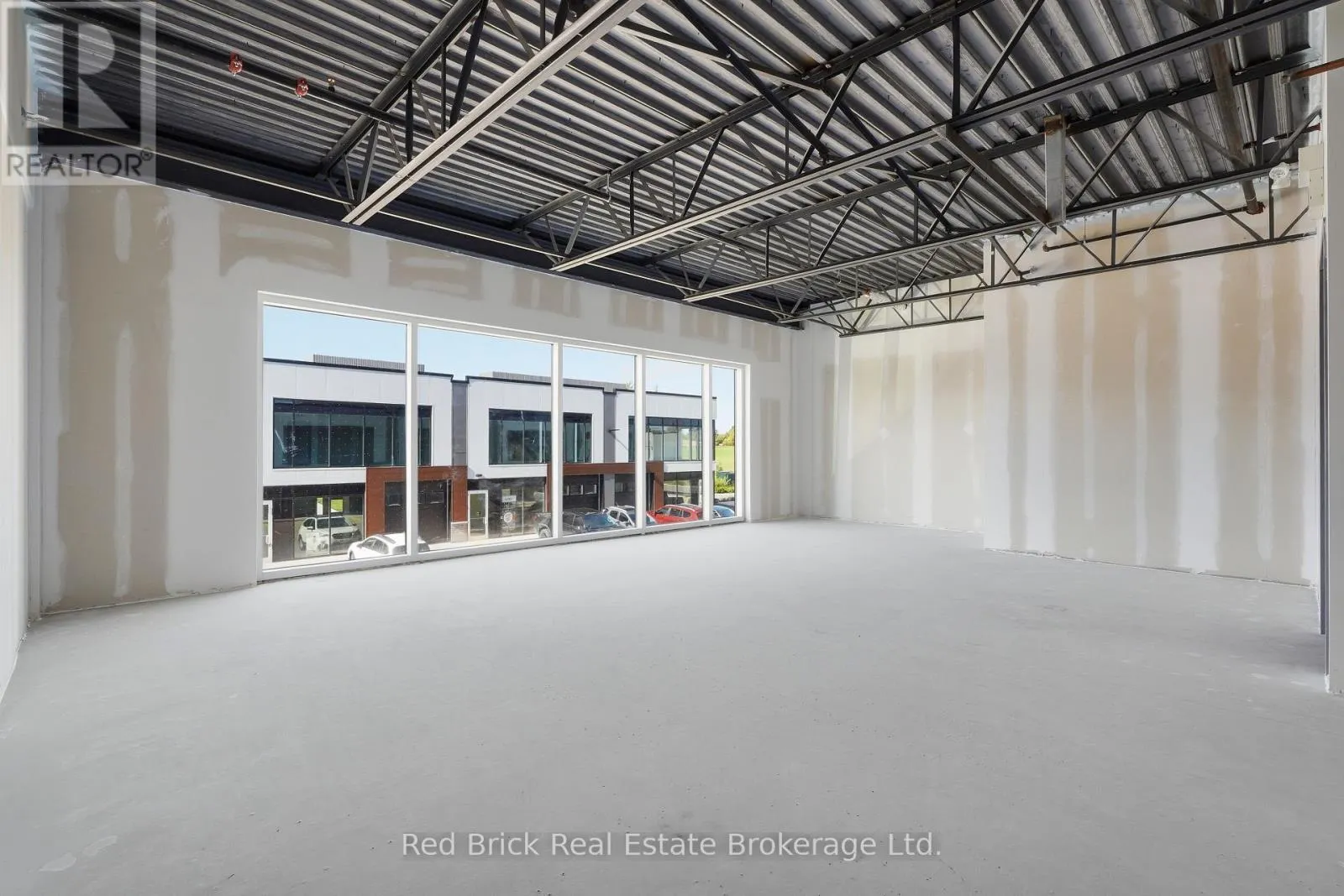 12 - 587 HANLON CREEK BOULEVARD #12