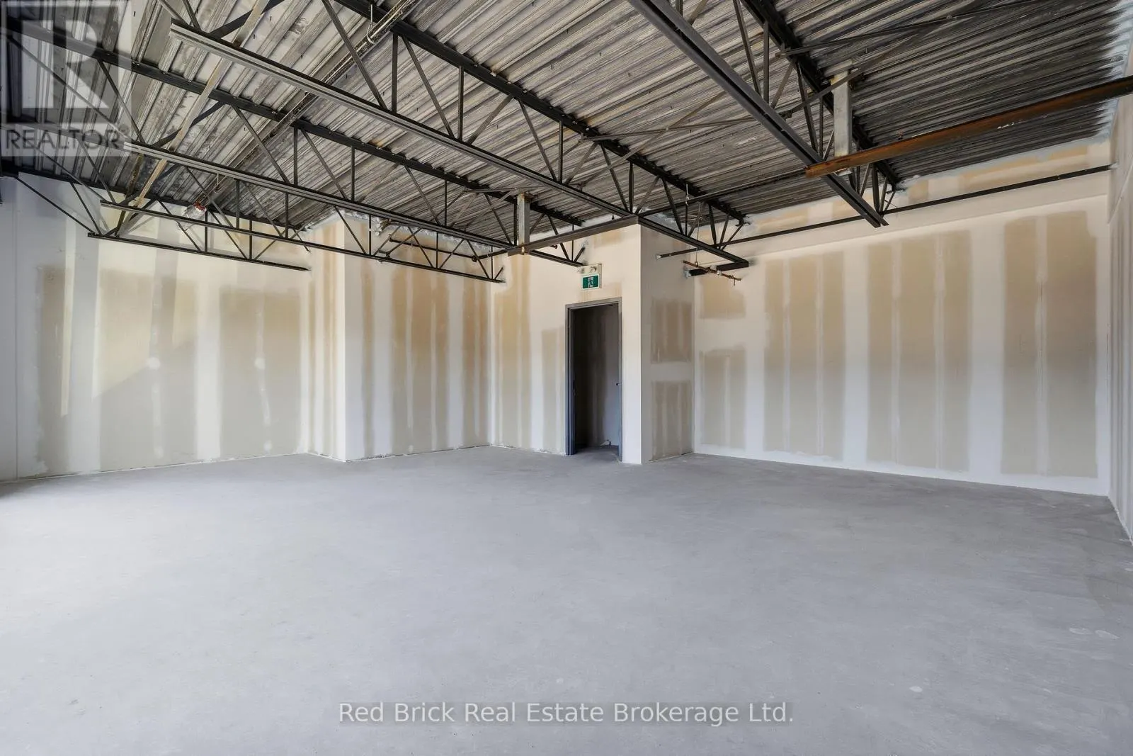 12 - 587 HANLON CREEK BOULEVARD #12